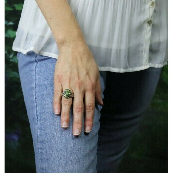 Sterling Silver Natural Peridot Ring Size 7 - Picture 3 of 7